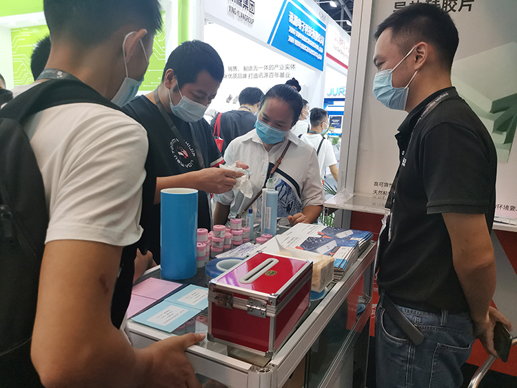 当下可为，未来可期|J9直营集团NFION导热硅胶闪耀亮相2021广州光亚展