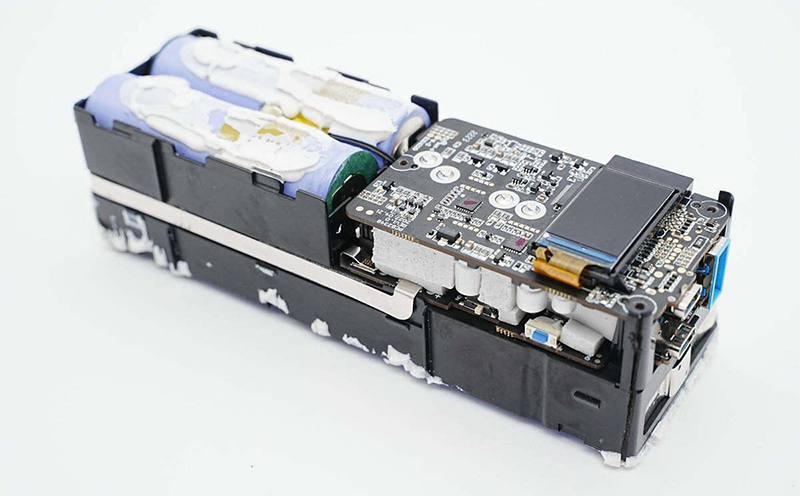 导热粘接密封胶在充电宝结构的应用