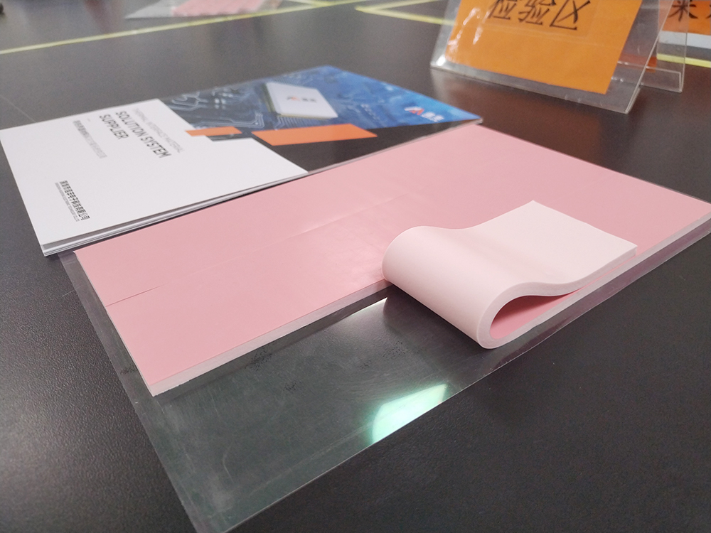 J9直营集团导热硅胶片-专业生产厂家-覆盖 1.5–15W/m·K 散热需求